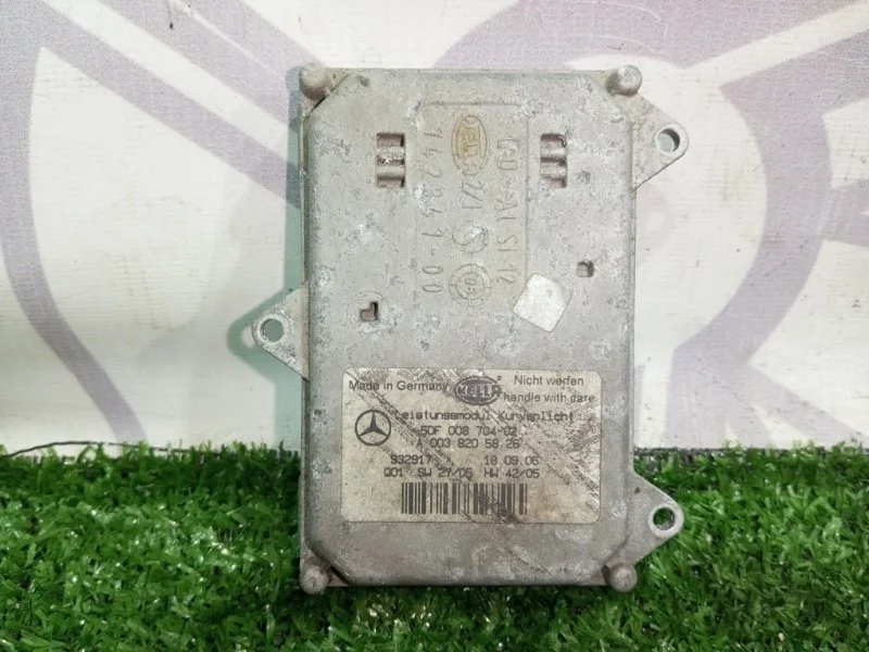 Блок управления фарой Mercedes-Benz E-Class A0038205826 W211 642920 642.920 OM642