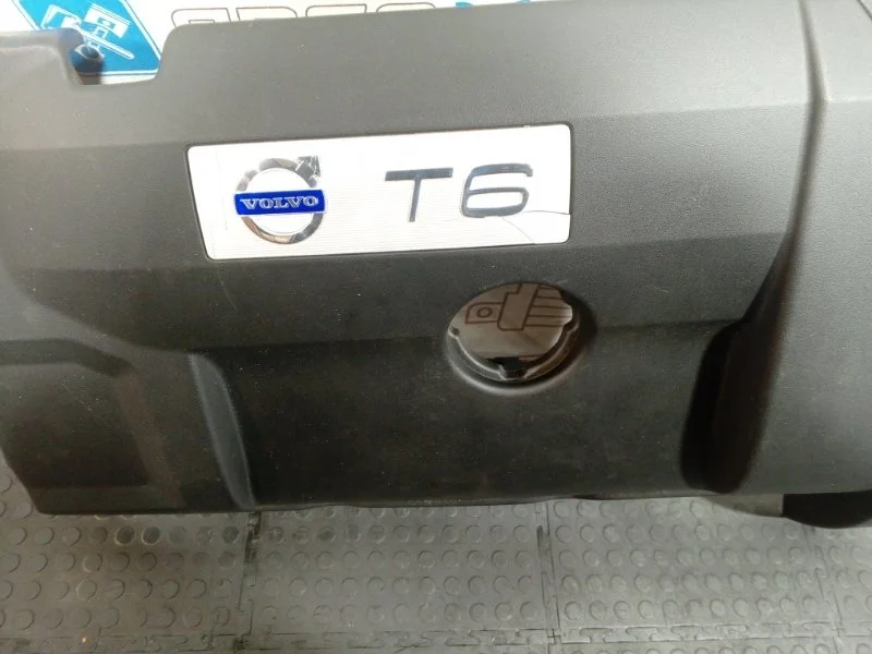 Крышка двигателя декоративная Volvo Xc60 30757829 B6304T2