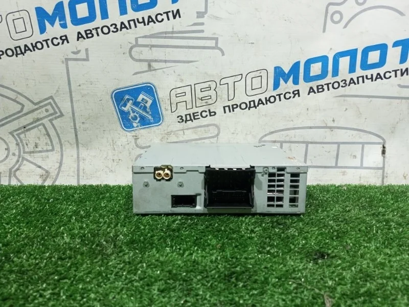 Блок управления магнитолой Audi A6 4G0035083 C7 CHV