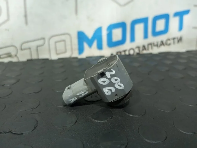 Датчик парковки Volvo Xc60 30786643 B6304T2