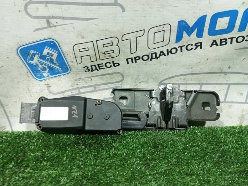 Замок багажника Audi Q5 4F9827383E 8R CDN