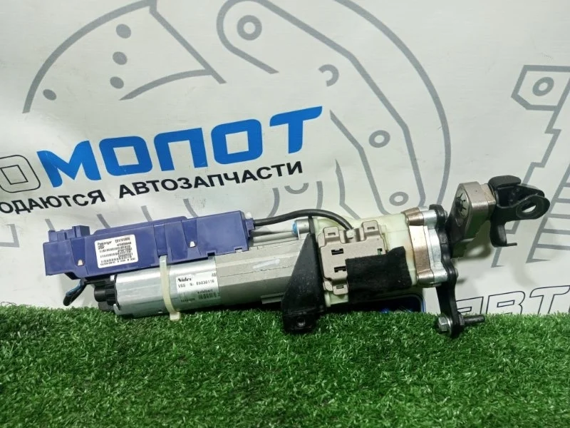 Моторчик подъёма крышки багажника Audi Q5 8R0827852B 8R CDN, правый