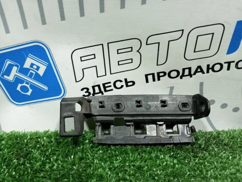Кронштейн переднего бампера Audi A6 Avant 4G9807889 C7 CHV, левый