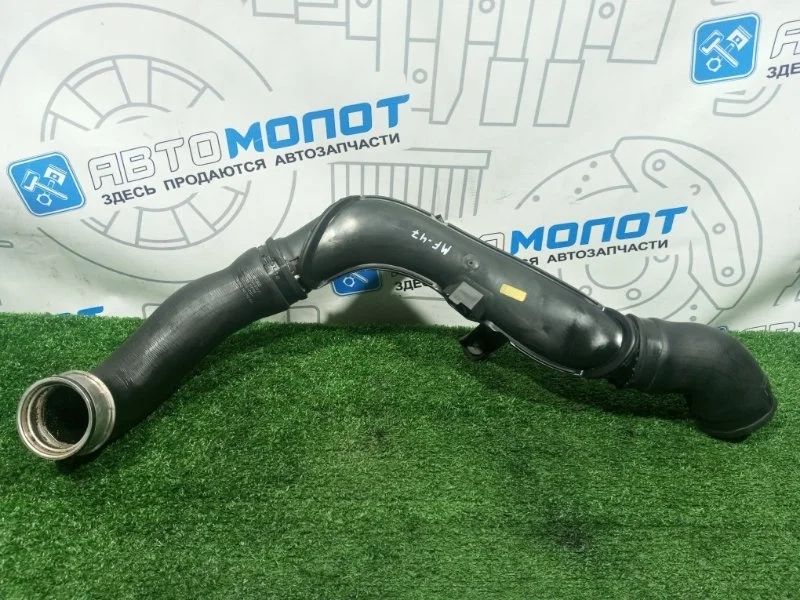 Патрубок интеркулера Volkswagen Tiguan 1K0145770N 5N1 CAW