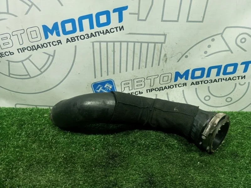 Патрубок интеркулера Audi A4 8K0145737J B8 CDH