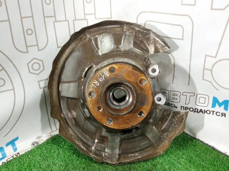 Цапфа задняя левая Bmw 5-Series 33326793769 F10 N52B25AF