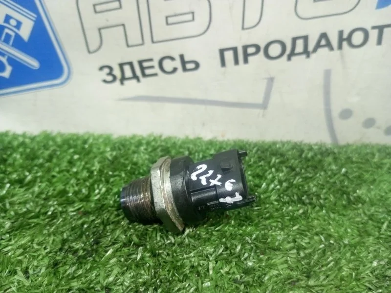 Датчик давления топлива Hyundai Grand Starex 0281002863 D4CB VGT 174Л.С ЕВРО 4