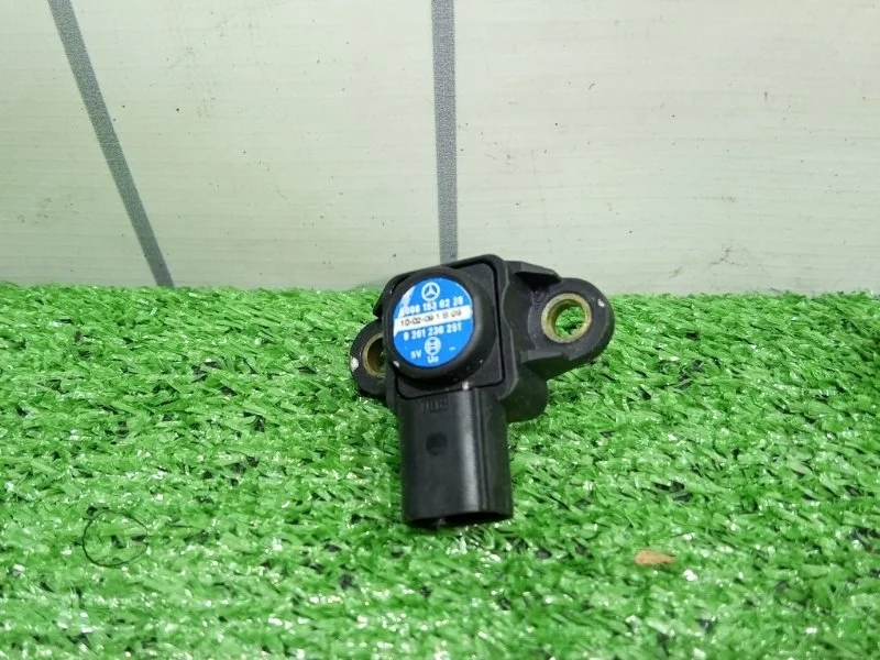 Датчик абсолютного давления Mercedes-Benz E-Class A0081530228 W212 271860 271.860 M271