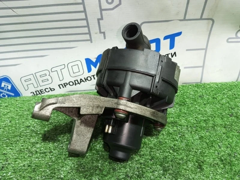 Насос продувки катализатора Mercedes-Benz C-Class A0001406785 W204 271860