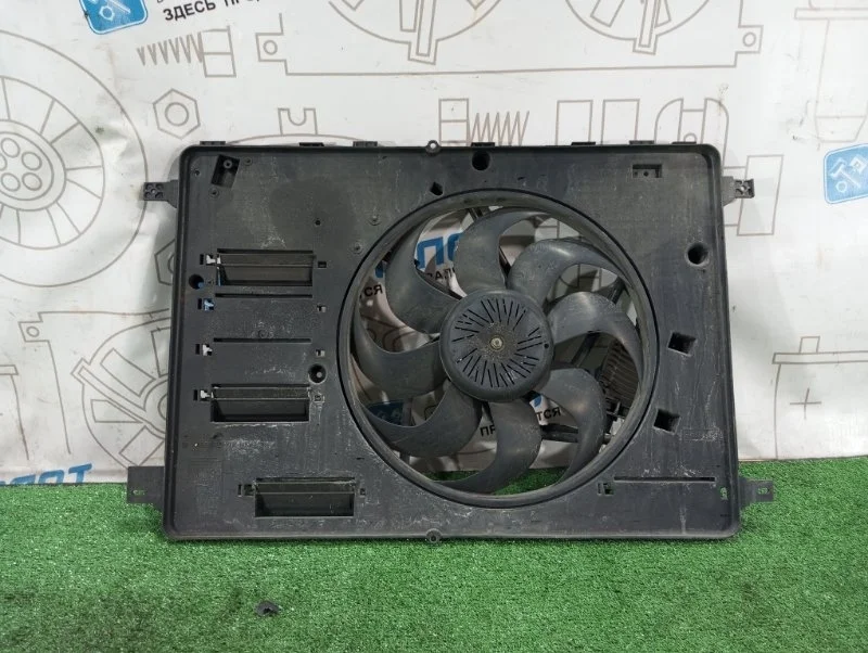 Вентилятор охлаждения радиатора Volvo Xc60 P31293778 B4204T6