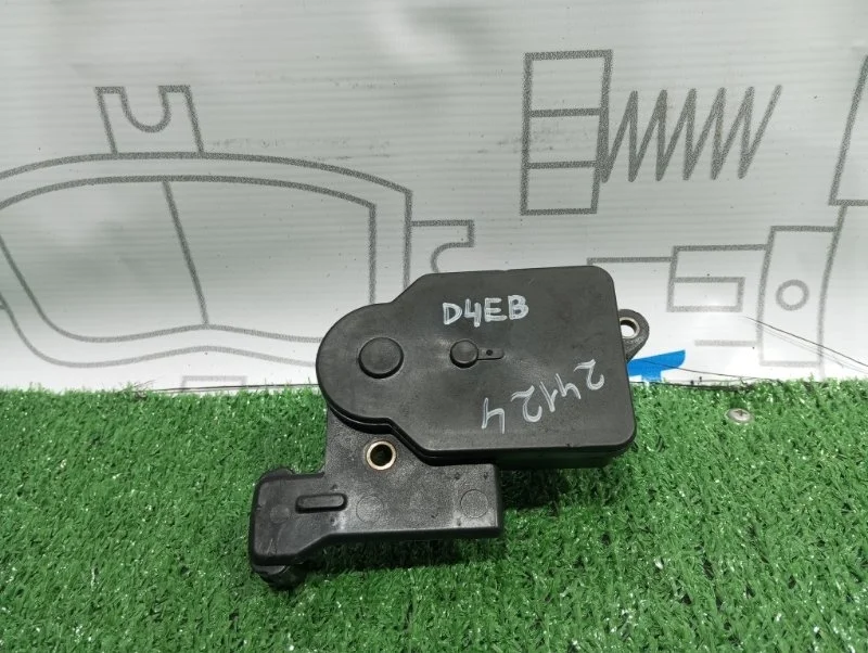 Сервопривод заслонок впуск Hyundai Santa Fe 2838127450 CM D4EB