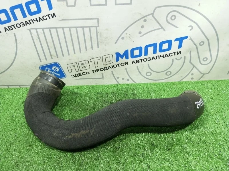 Патрубок интеркулера Audi Q5 8R0145738R 8R CDN