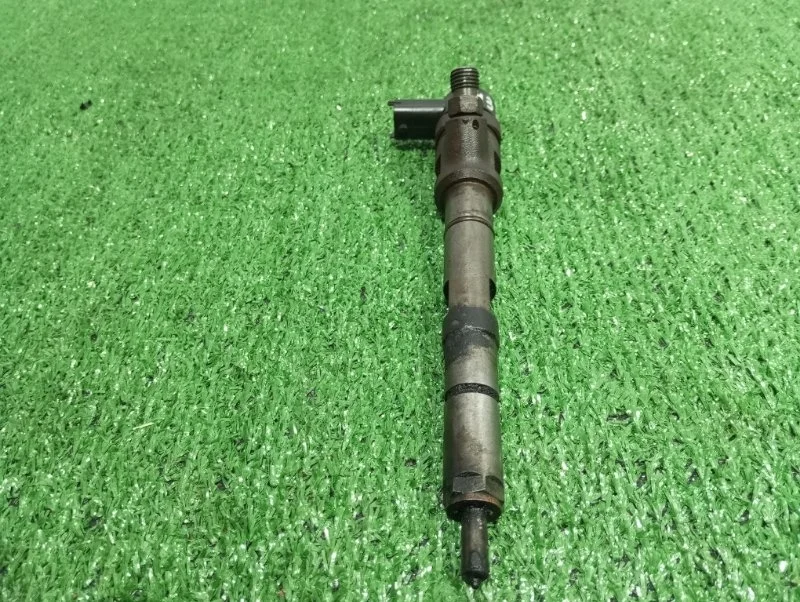 Форсунка дизельная коммон рэйл Kia Sorento 338004A400 BL D4CB VGT 170Л.С ЕВРО 4