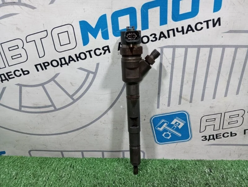 Форсунка дизельная коммон рэйл Kia Sorento 338004A400 BL D4CB VGT 170Л.С ЕВРО 4