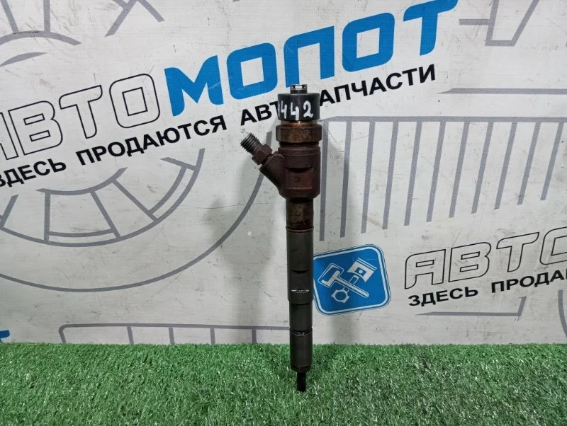 Форсунка дизельная коммон рэйл Kia Sorento 338004A400 BL D4CB VGT 170Л.С ЕВРО 4