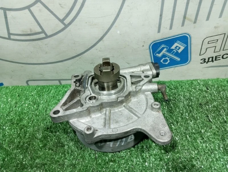 Насос вакуумный Hyundai Santa Fe 288102F000 DM D4HB