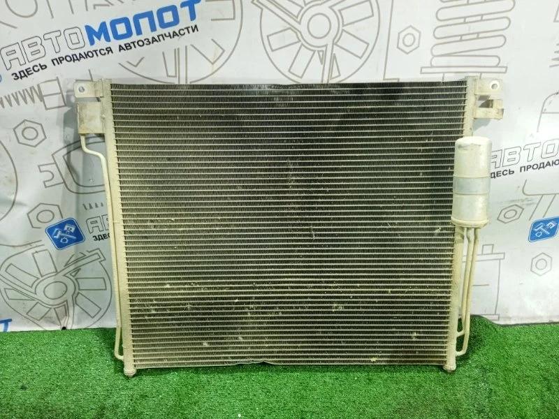 Радиатор кондиционера Nissan Navara 92100EB00A D40 YD25DDTI