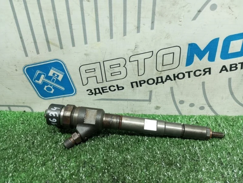 Форсунка дизельная коммон рэйл Kia Sorento 338004A420 BL D4CB VGT 170Л.С ЕВРО 4