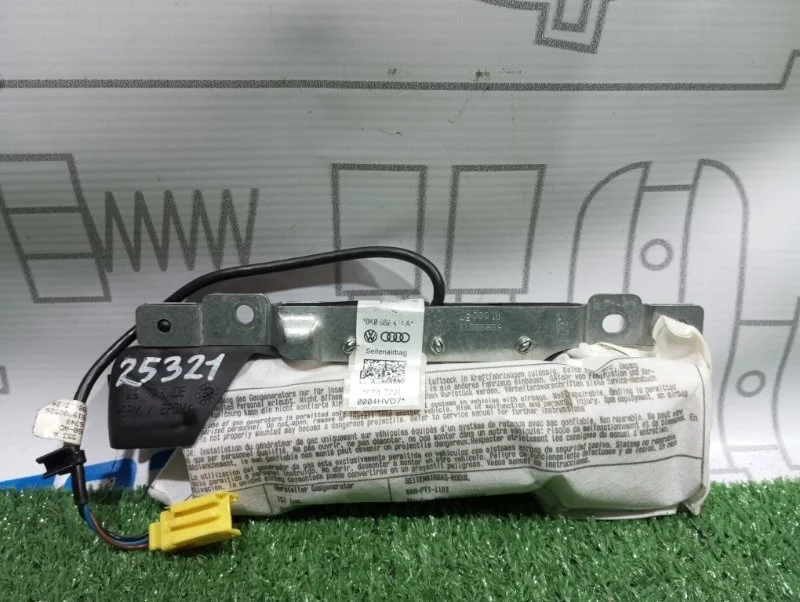 Подушка безопасности Audi A4 8K0880441A B8 CDH, задняя левая