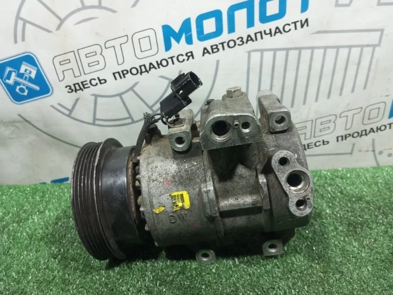 Компрессор кондиционера Hyundai Santa Fe 977012B100 D4EB