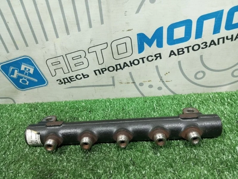Топливная рампа Chevrolet Captiva 96868901 C140 Z22D1