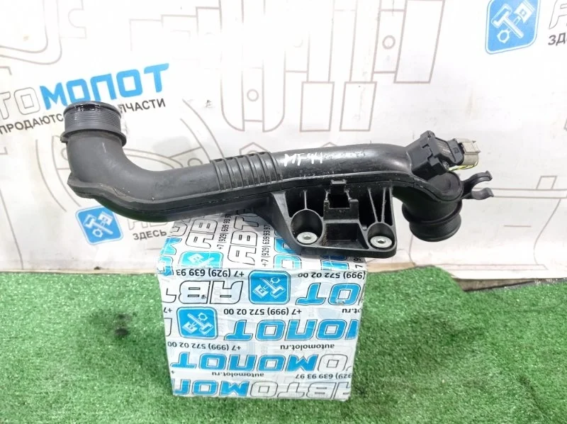 Патрубок интеркулера Audi A4 8K0145673AK B8 CDH