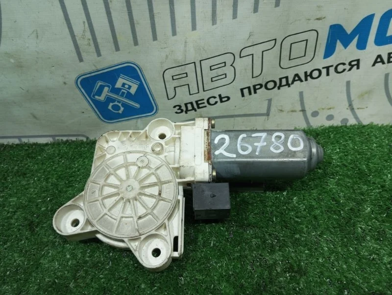 Моторчик стеклоподъемника Mercedes-Benz E-Class A2118202442 W211 642920 642.920 OM642, задний правый