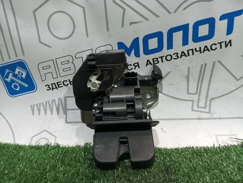 Замок багажника Audi A6 4H0827505 C7 CGW