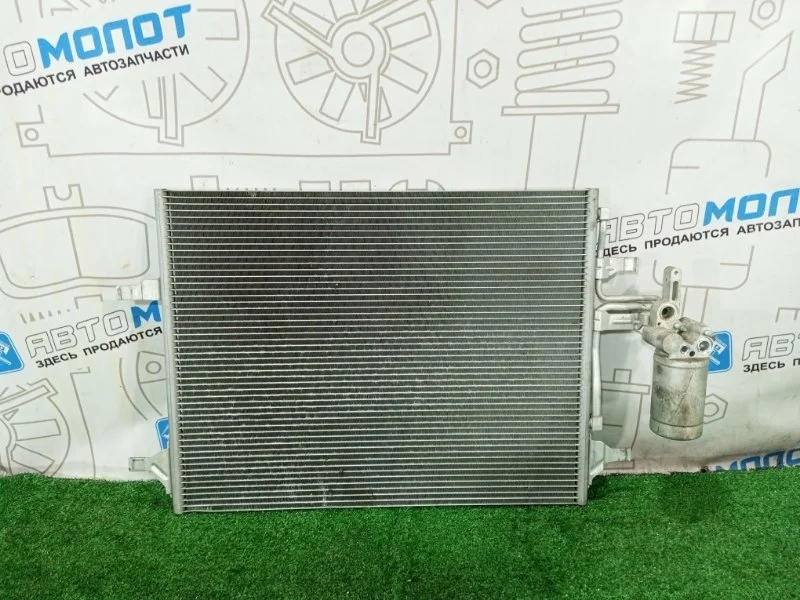 Радиатор кондиционера Volvo Xc60 31332027 B4204T7