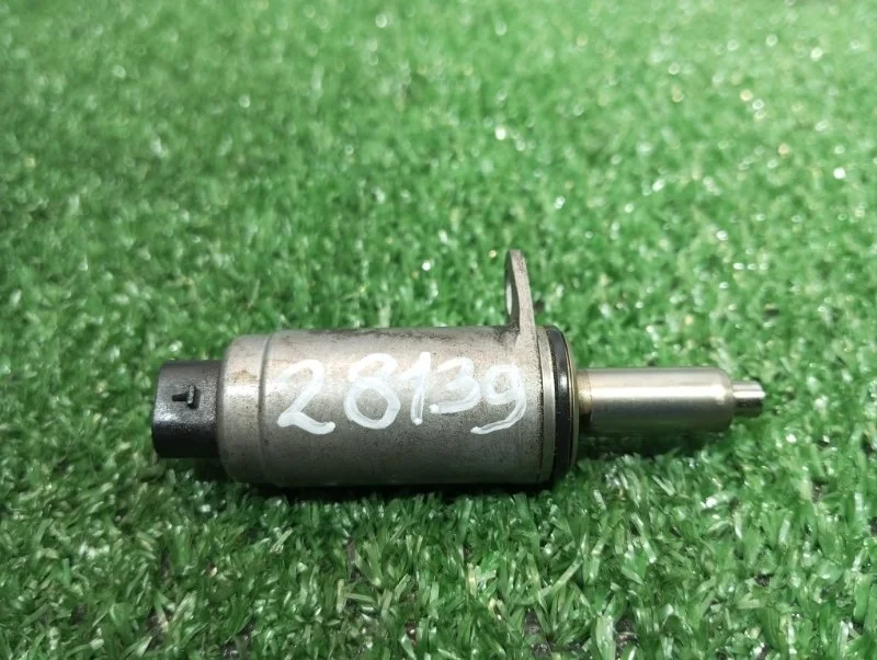 Клапан электромагнитный Audi A6 Avant 06E103697G C7 CHV