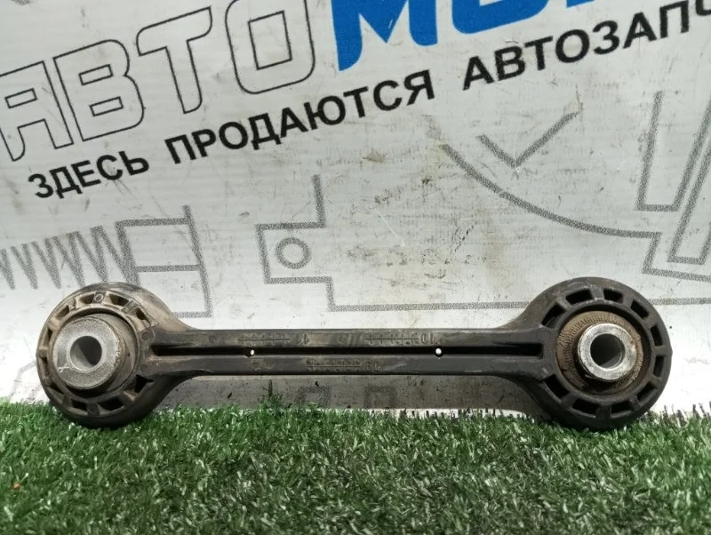 Стойка стабилизатора Audi A4 8K0411317D B8 CDH