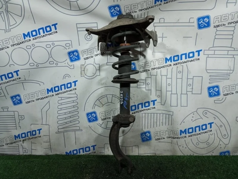 Стойка передняя Audi A4 8K0413031AF B8 CDH