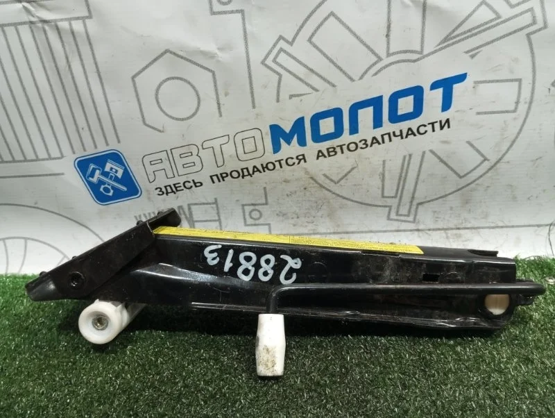 Домкрат Audi A6 4G0011031F C7 CHV