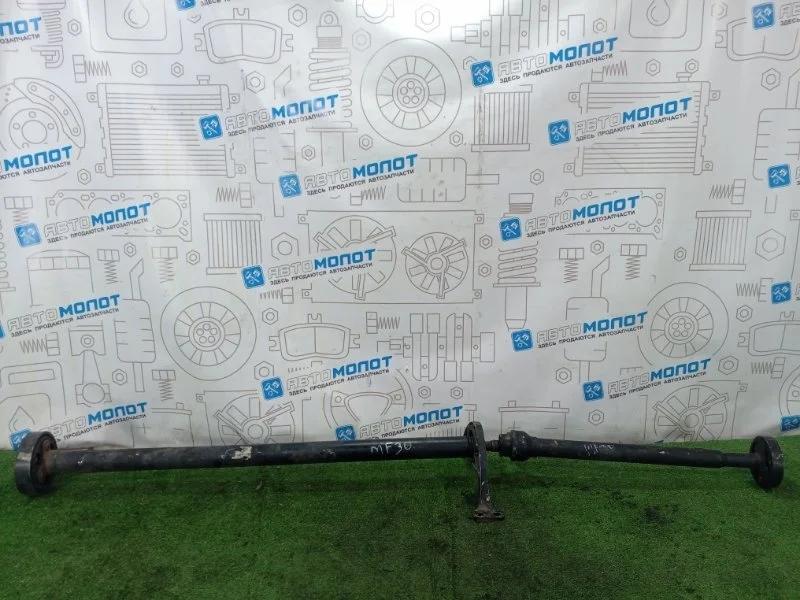 Карданный вал Volkswagen Tiguan 5N0521101E 5N1 CAW