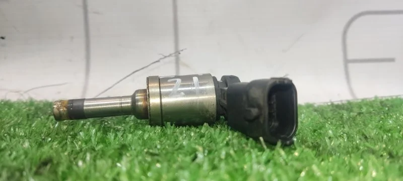 Форсунка топливная Volvo Xc60 BB5E9F593BA B4204T7