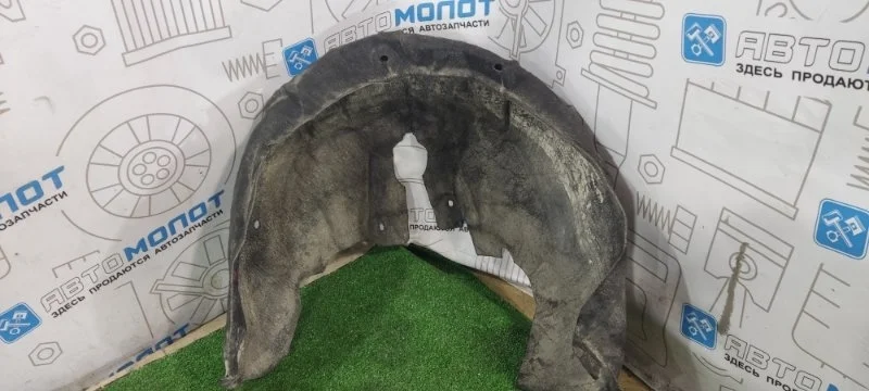 Подкрылок задний правый Audi A4 8K0810172C 8K5 CDH