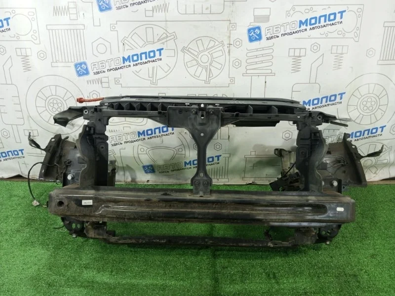 Панель передняя Volkswagen Tiguan 5N0010607A 5N1 CAW
