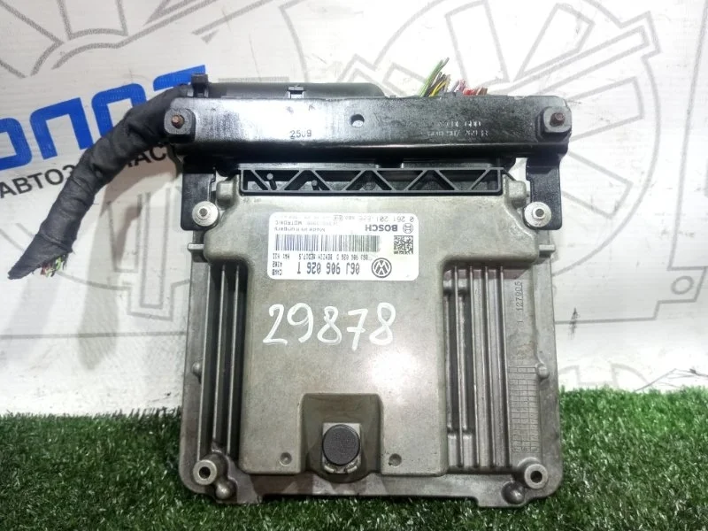 Блок управления двигателем Volkswagen Tiguan 06J906026T 5N1 5N2 CAW CAWB