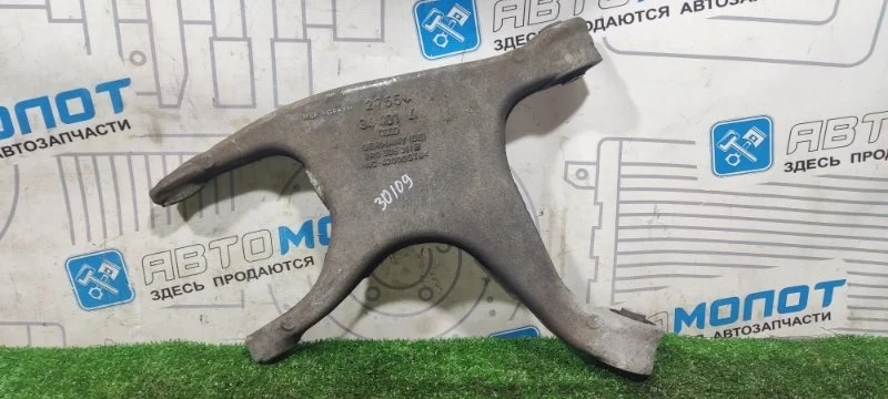 Рычаг задний левый Audi Q5 8R0505311B 8R CDN