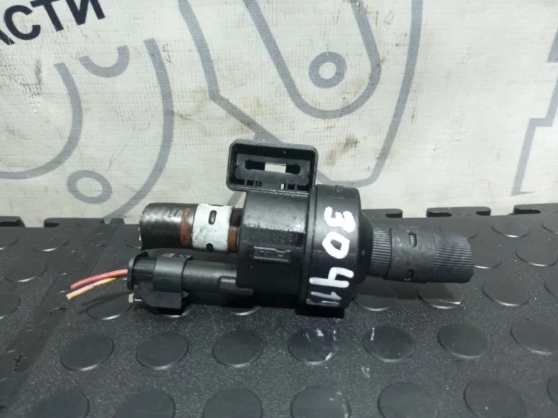 Клапан вентиляции топливного бака Audi A6 06H906517AB C7 CHV