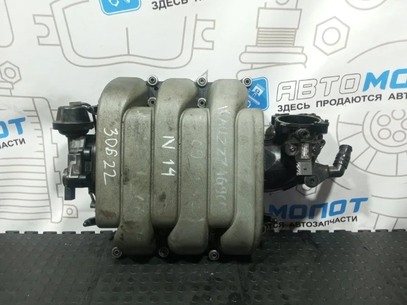 Коллектор впускной Audi A6 Avant 06E133210 C7 CHV