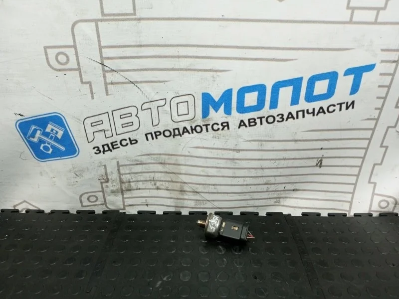 Датчик давления топлива Mercedes-Benz C-Class A2711530328 W204 271820