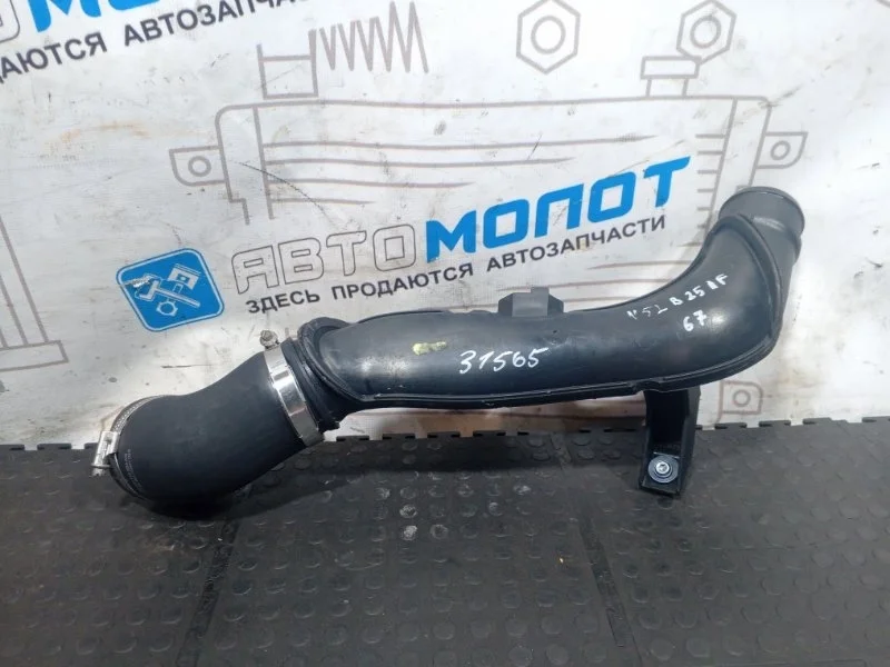 Патрубок интеркулера Volkswagen Tiguan 1K0145770N 5N1 CAW