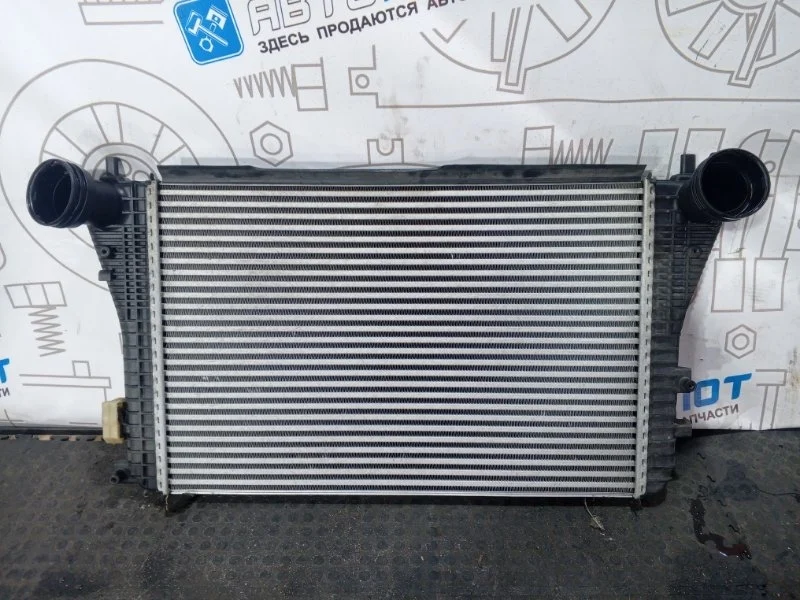 Интеркулер Volkswagen Tiguan 3C0145805R 5N1 CAW