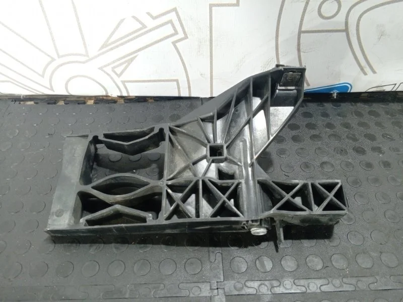 Крепление фары Audi A6 4G0805607 C7 CHV, переднее левое