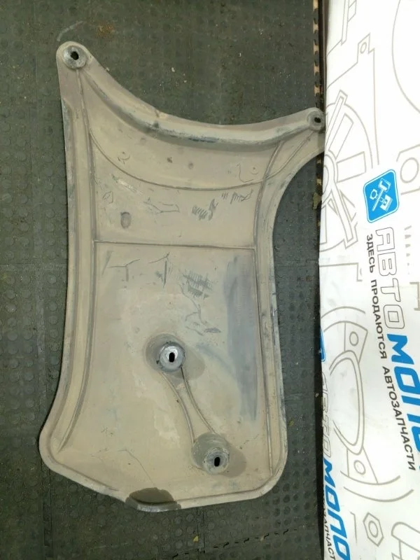 Защита днища Audi A4 8K0825219 B8 CDH