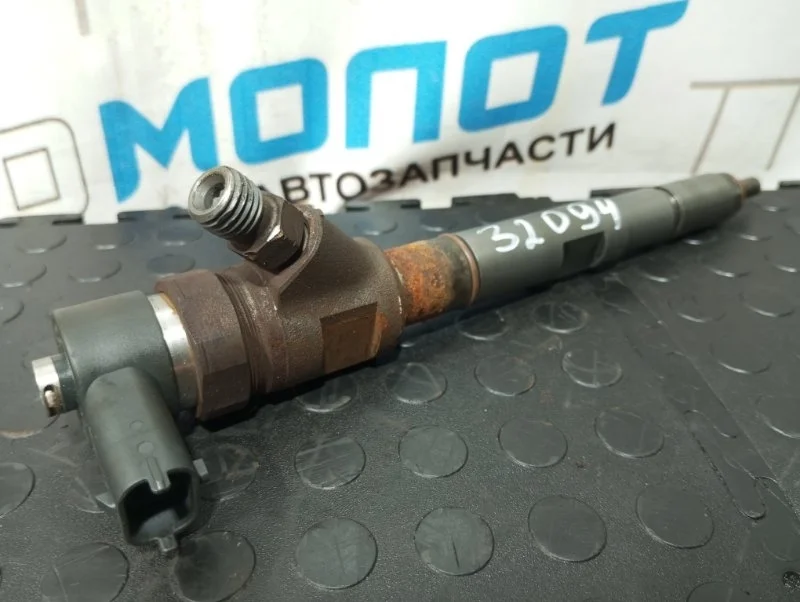 Форсунка дизельная коммон рэйл Kia Sorento 338004A420 BL D4CB VGT 170Л.С ЕВРО 4