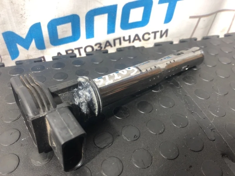 Катушка зажигания Audi Q5 06H905115B 8R CDN
