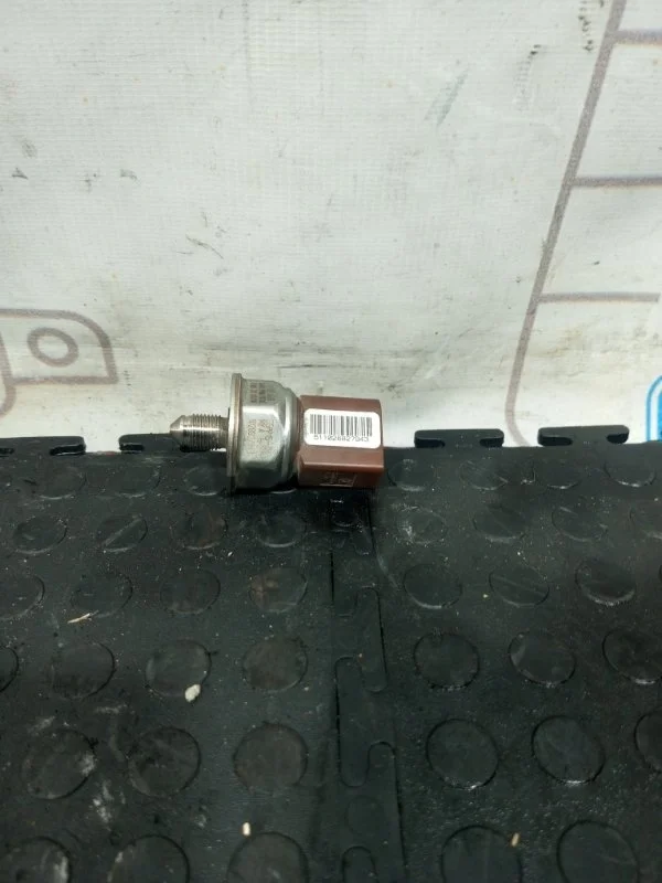 Датчик давления топлива Audi A7 03C906051C 4G CGW