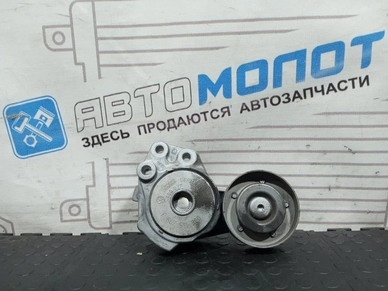 Ролик натяжной навесного оборудования Volkswagen Golf 6 03C145299J 5K5 CAV
